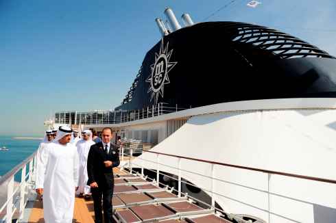 Primera escala del crucero MSC Lirica en Abu Dhabi 
